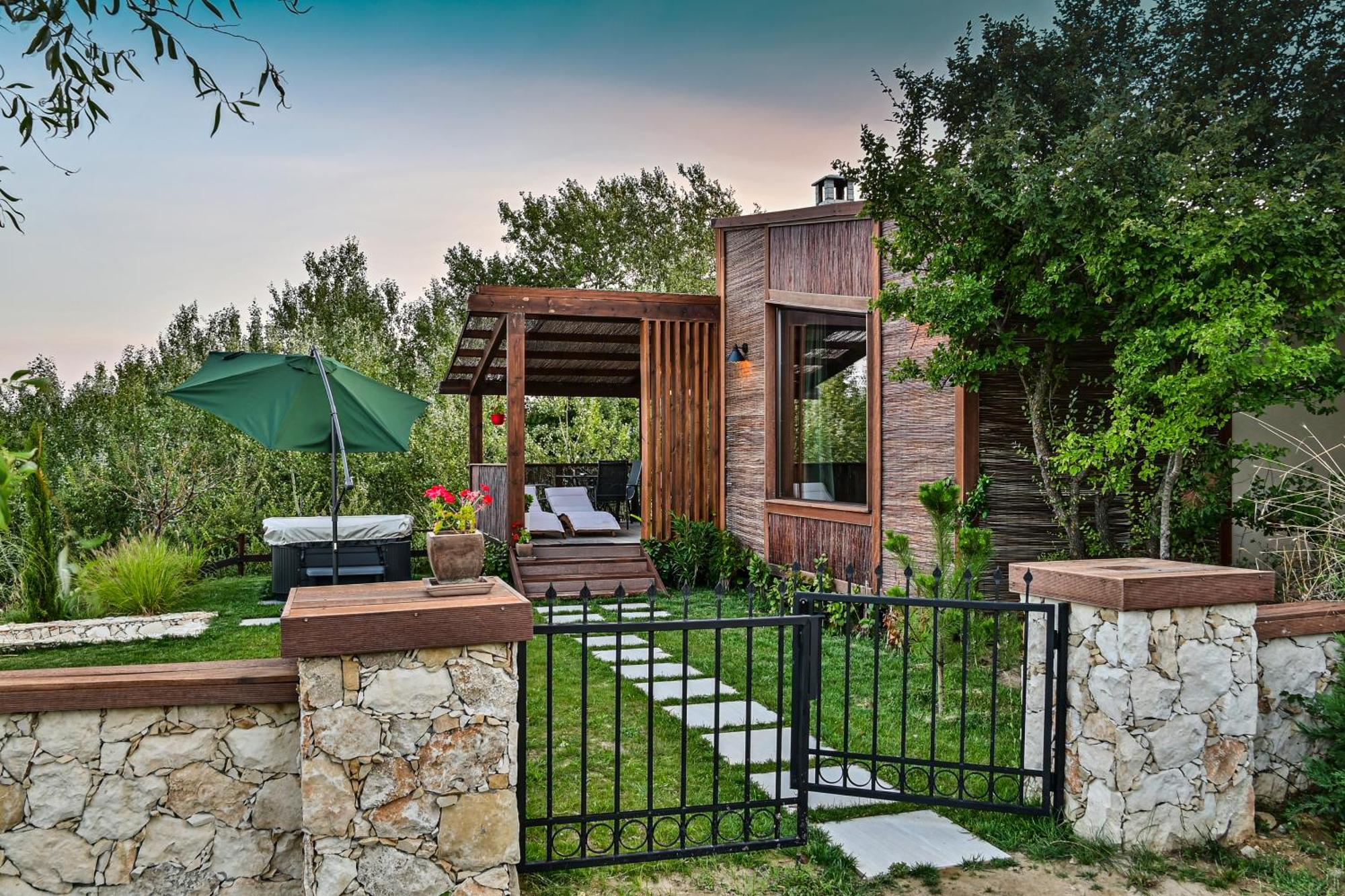 Zornitza Family Estate Relais & Chateaux Resort Melnik (Blagoevgrad)